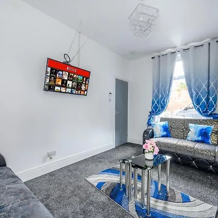 -16Pt- For Your Relaxed & Cosy Stay & Free Parking Leeds  Exterior photo