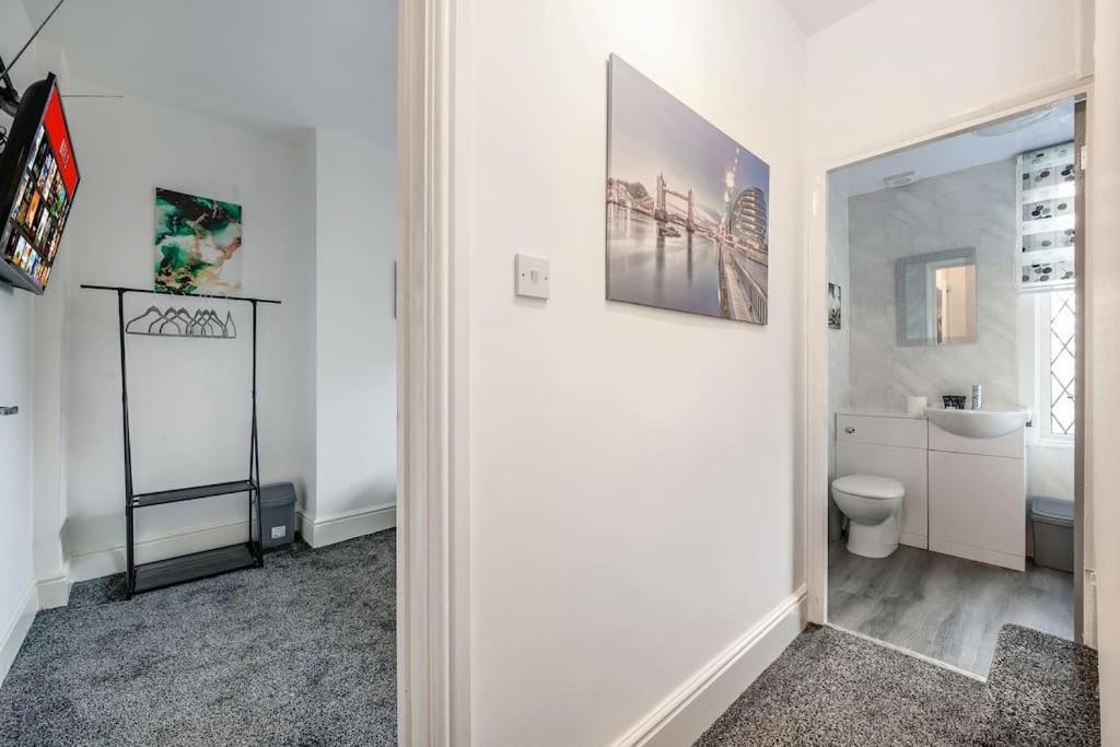 -16pt- For Your Relaxed & Cosy & Free Parking Apartment