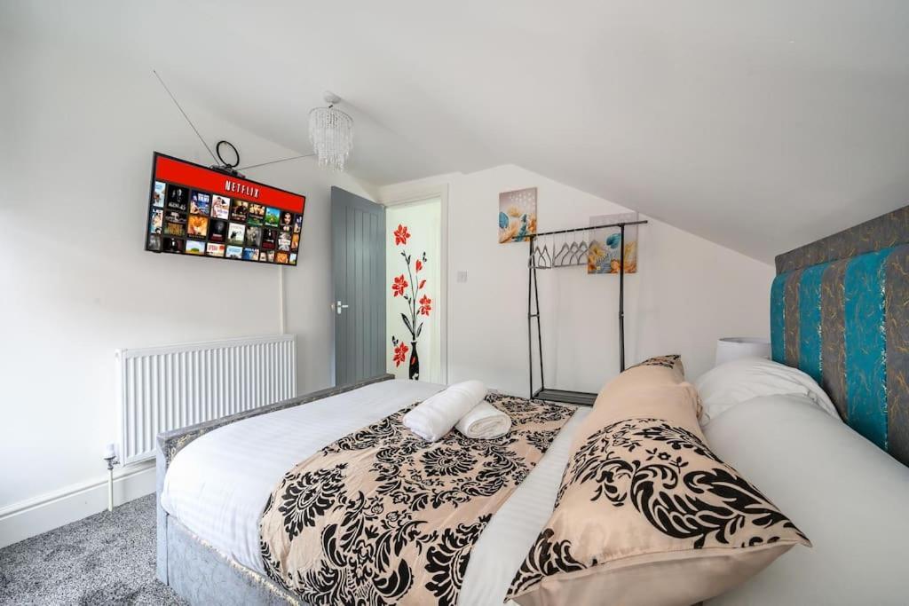 -16pt- For Your Relaxed & Cosy & Free Parking