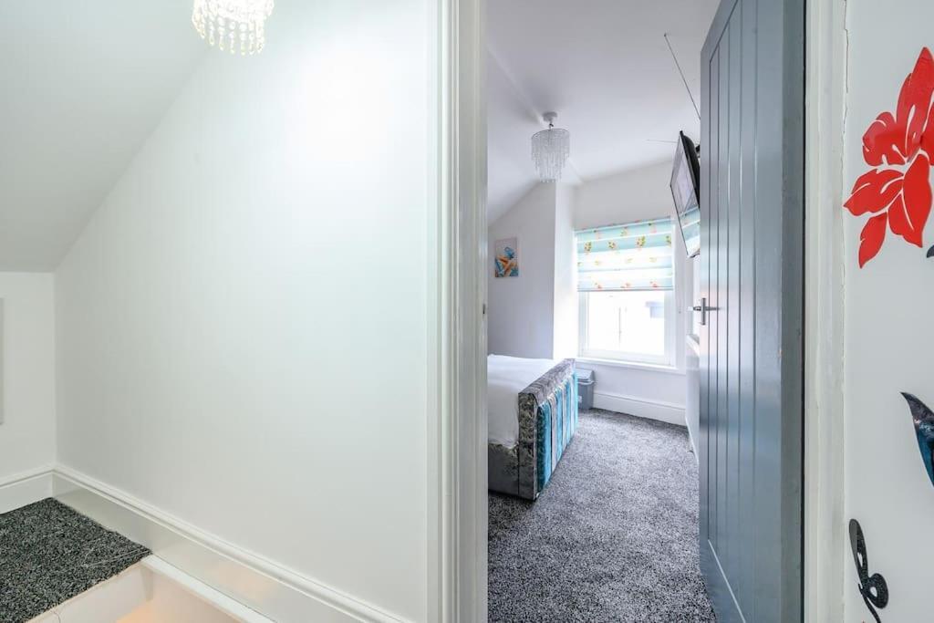 Apartment -16pt- For Your Relaxed & Cosy & Free Parking Leeds (West Yorkshire)