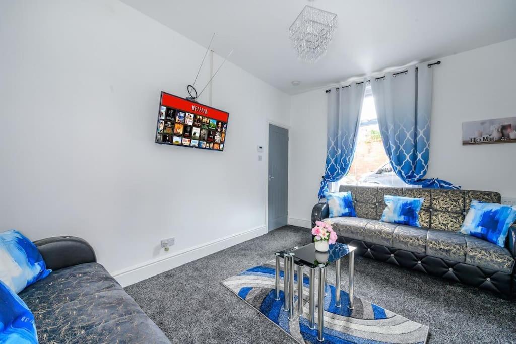 -16pt- For Your Relaxed & Cosy & Free Parking Apartment